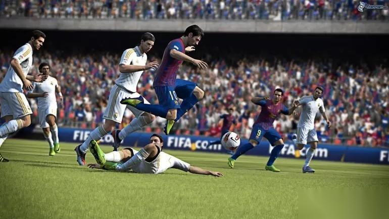 足联主席宣布 FIFA 新作联合开发
