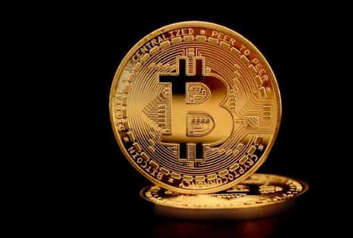 BTC巨鲸持仓从20万枚降至18.8万枚释放什么信号 散户该怎么办